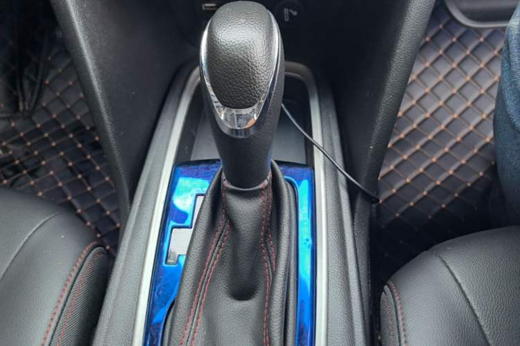 Used Chevrolet Monza 2019 RS 330T Automatic Comfort Edition China VI Standard Gear Lever