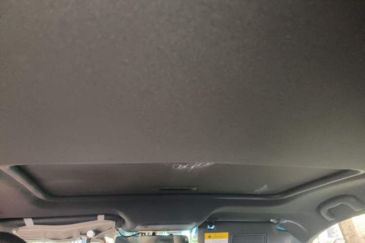 Used Chevrolet Monza 2019 RS 330T Automatic Comfort Edition China VI Standard Headliner