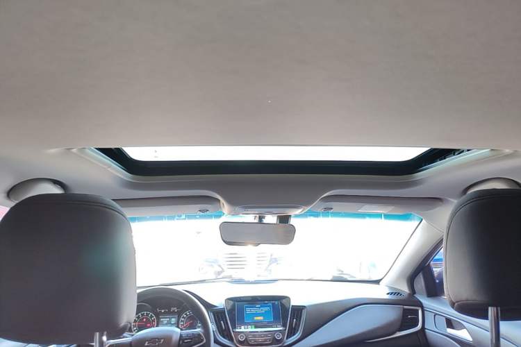 Used Chevrolet Monza 2019 Redline 320T Dual-Clutch Joyful Edition China VI Standard Headliner