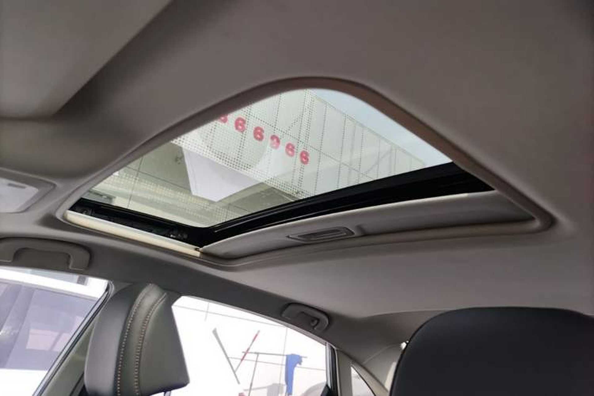 Used Chevrolet Monza 2019 Redline 320T Dual-Clutch Sporty Version China VI Standard Headliner