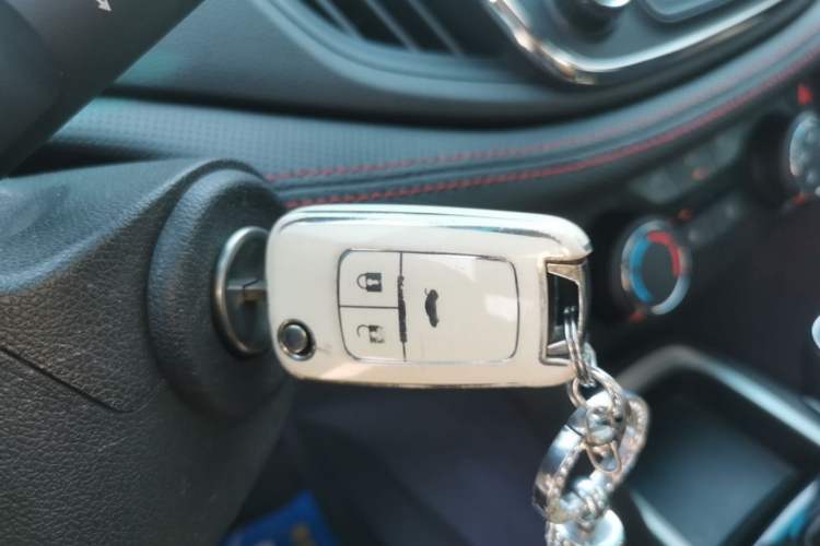 Used Chevrolet Monza 2019 RS 330T Automatic Comfort Edition China VI Standard Interior 1