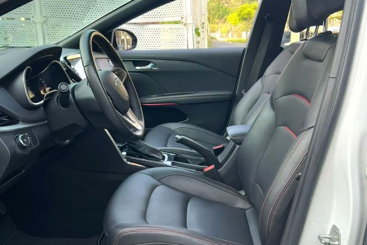 Used Chevrolet Monza 2019 RS 330T Automatic Comfort Edition China VI Standard Interior 1
