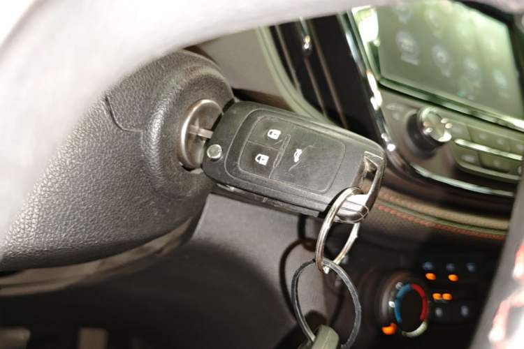 Used Chevrolet Monza 2019 RS 330T Automatic Comfort Edition China VI Standard Interior 1