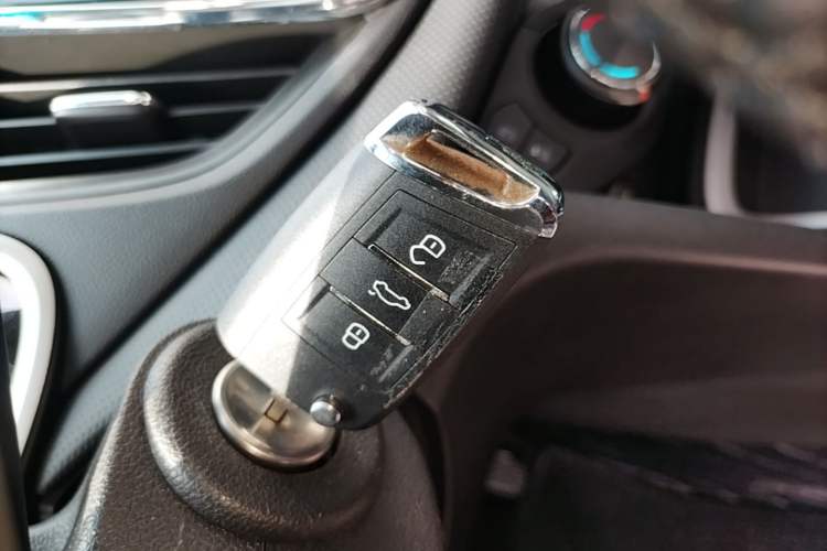 Used Chevrolet Monza 2019 Redline 320T Dual-Clutch Sporty Version China VI Standard Interior 1