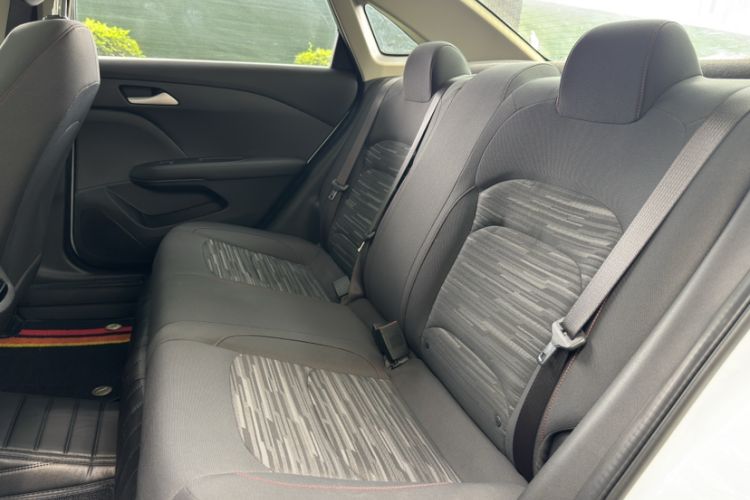Used Chevrolet Monza 2019 Redline 320T Dual-Clutch Joyful Edition China VI Standard Interior 11