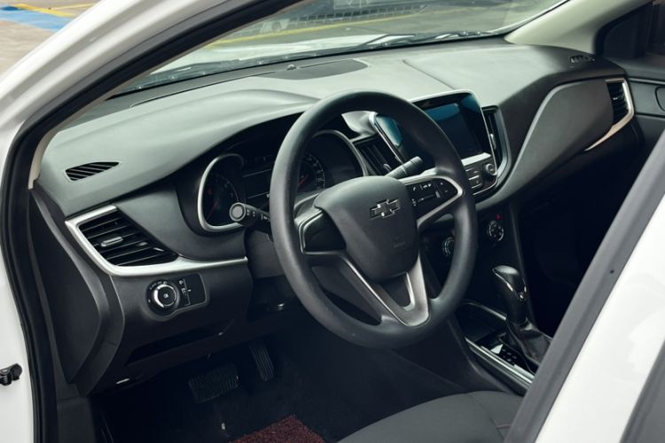 Used Chevrolet Monza 2019 Redline 320T Dual-Clutch Joyful Edition China VI Standard Interior 2