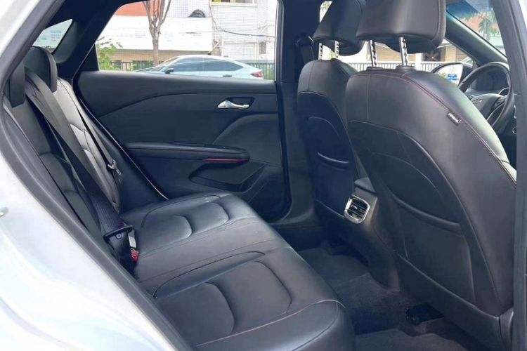 Used Chevrolet Monza 2019 RS 330T Automatic Comfort Edition China VI Standard Interior 3