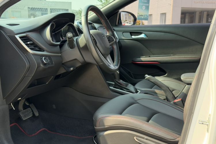 Used Chevrolet Monza 2019 RS 330T Automatic Comfort Edition China VI Standard Interior 3