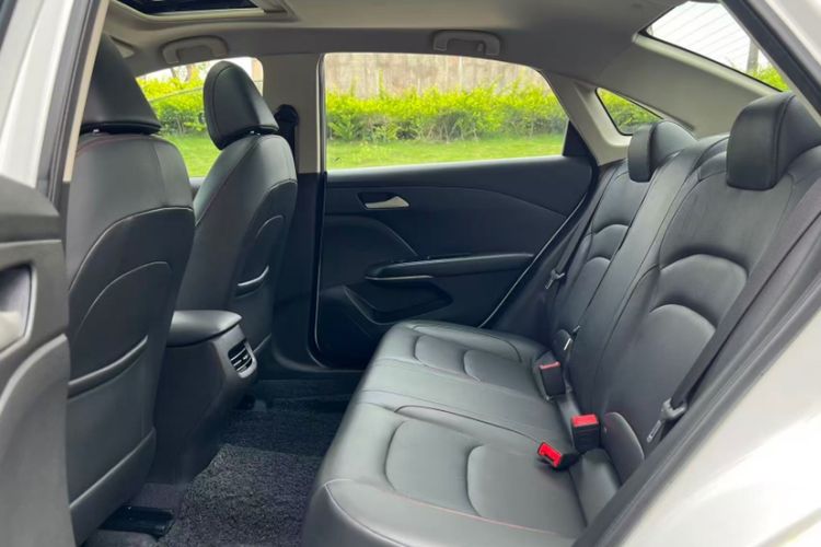 Used Chevrolet Monza 2019 Redline 320T Dual-Clutch Sporty Version China VI Standard Interior 5