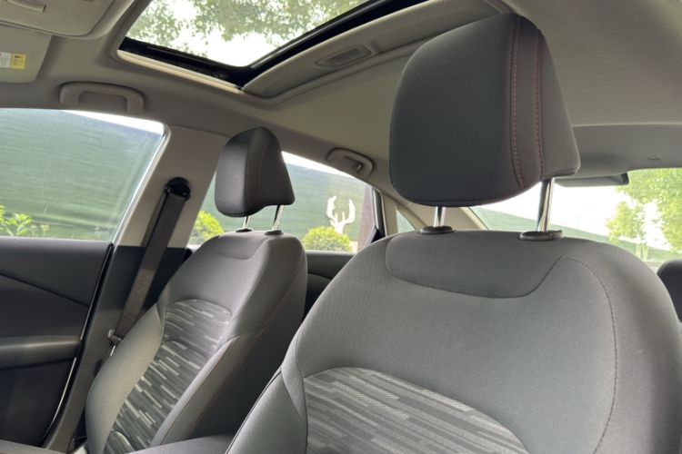 Used Chevrolet Monza 2019 Redline 320T Dual-Clutch Joyful Edition China VI Standard Interior 5