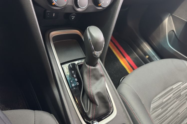 Used Chevrolet Monza 2019 Redline 320T Dual-Clutch Joyful Edition China VI Standard Interior 6