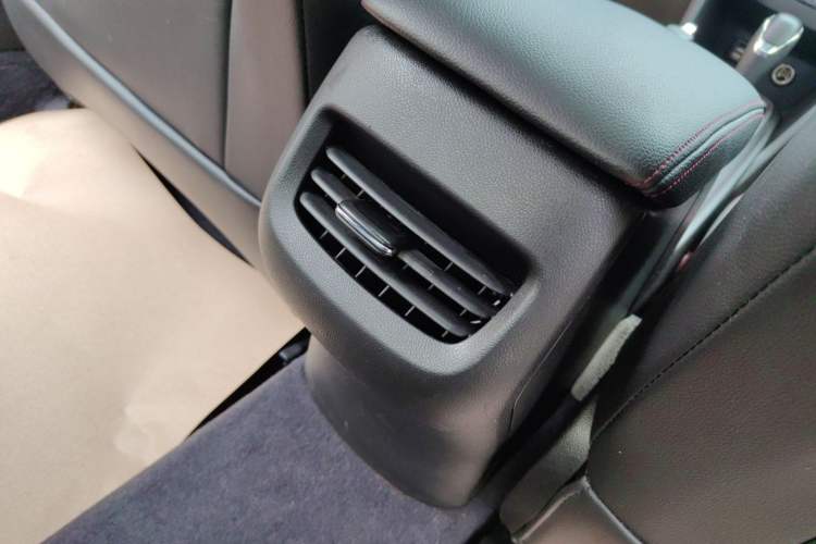 Used Chevrolet Monza 2019 RS 330T Automatic Comfort Edition China VI Standard Interior 7