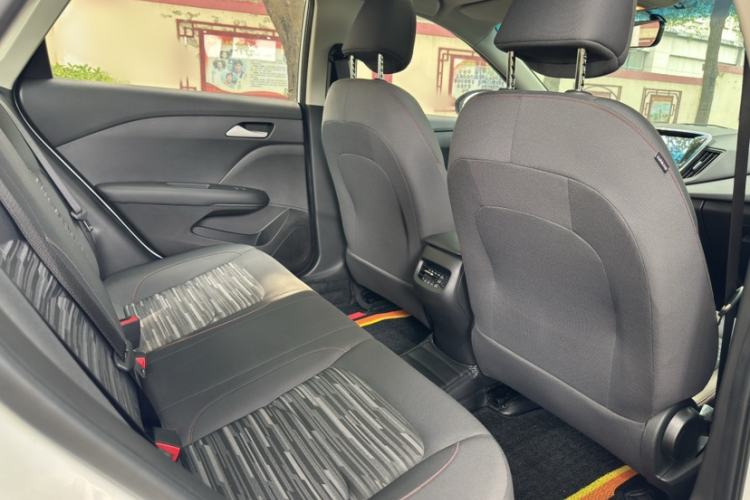 Used Chevrolet Monza 2019 Redline 320T Dual-Clutch Joyful Edition China VI Standard Interior 7