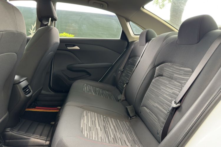 Used Chevrolet Monza 2019 Redline 320T Dual-Clutch Joyful Edition China VI Standard Interior 8
