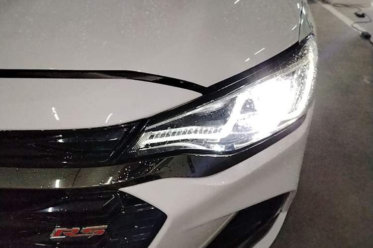 Used Chevrolet Monza 2019 RS 330T Automatic Comfort Edition China VI Standard Left Front Headlight