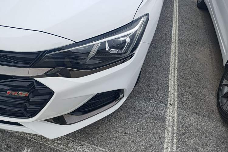 Used Chevrolet Monza 2019 RS 330T Automatic Comfort Edition China VI Standard Left Front Headlight