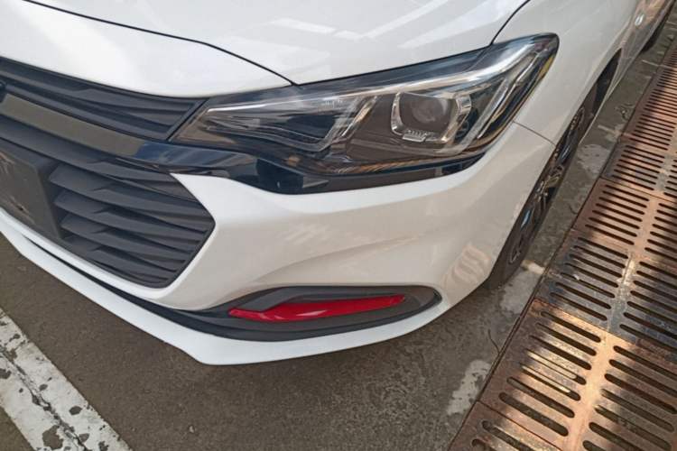Used Chevrolet Monza 2019 Redline 320T Dual-Clutch Joyful Edition China VI Standard Left Front Headlight