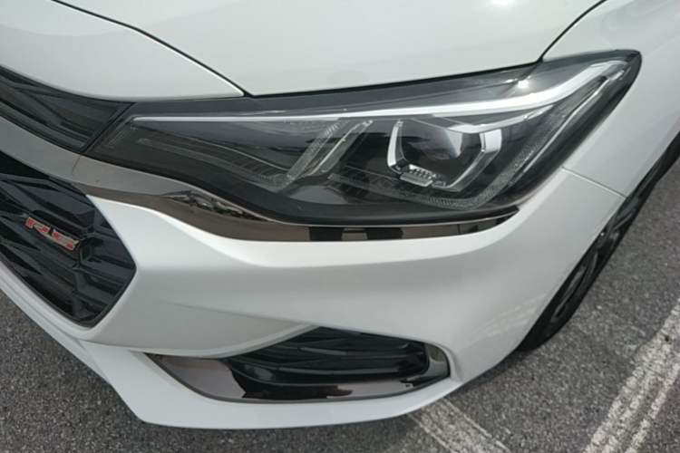 Used Chevrolet Monza 2019 RS 330T Automatic Comfort Edition China VI Standard Left Front Headlight