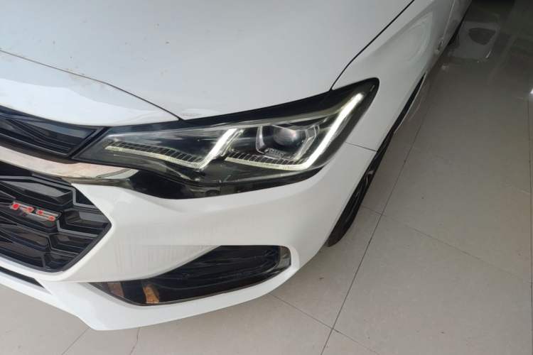 Used Chevrolet Monza 2019 RS 330T Automatic Sporty Edition China VI Standard Left Front Headlight