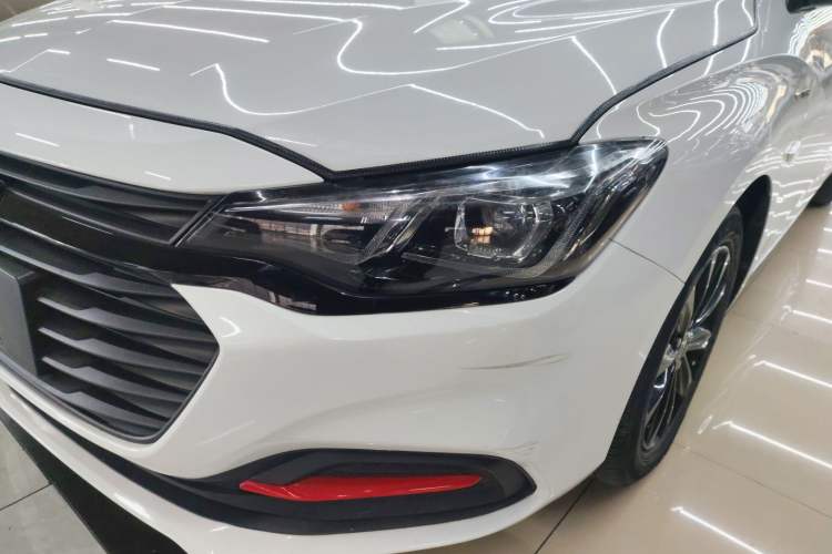 Used Chevrolet Monza 2019 Redline 320T Dual-Clutch Sporty Version China VI Standard Left Front Headlight