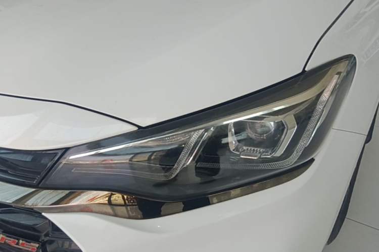 Used Chevrolet Monza 2019 RS 330T Automatic Comfort Edition China VI Standard Left Front Headlight