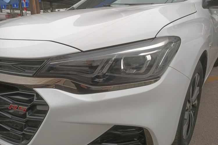 Used Chevrolet Monza 2019 RS 330T Automatic Comfort Edition China VI Standard Left Front Headlight