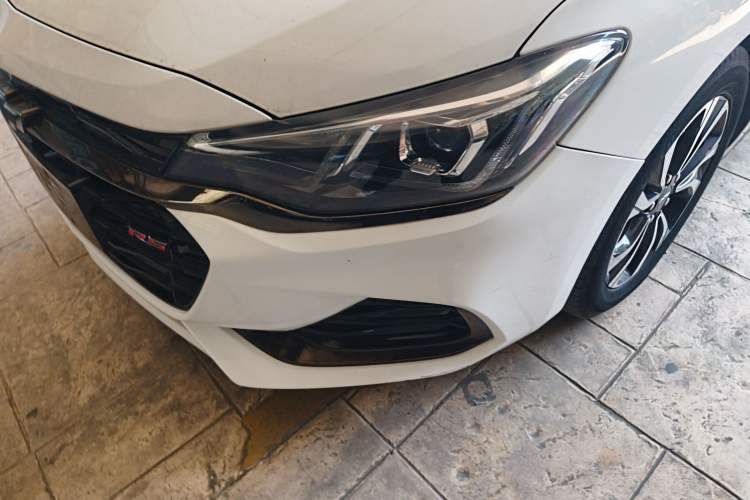 Used Chevrolet Monza 2019 RS 330T Automatic Comfort Edition China VI Standard Left Front Headlight