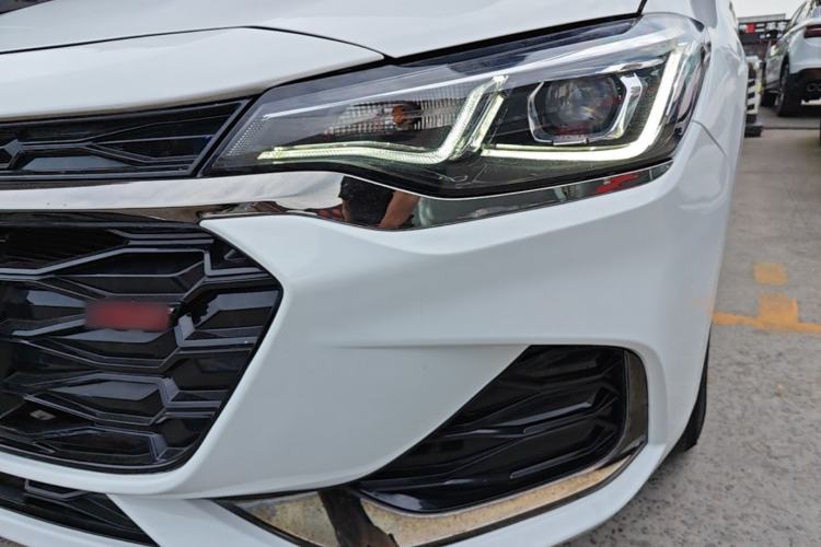 Used Chevrolet Monza 2019 RS 330T Automatic Comfort Edition China VI Standard Left Front Headlight