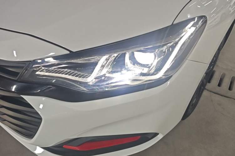 Used Chevrolet Monza 2019 Redline 320T Dual-Clutch Joyful Edition China VI Standard Left Front Headlight