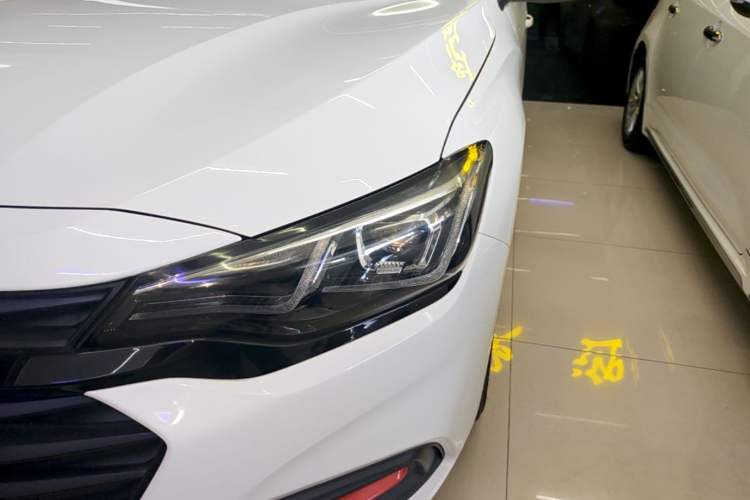 Used Chevrolet Monza 2019 Redline 320T Dual-Clutch Sporty Version China VI Standard Left Front Headlight