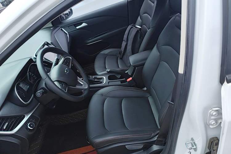 Used Chevrolet Monza 2019 Redline 320T Dual-Clutch Sporty Version China VI Standard Left Front Seat