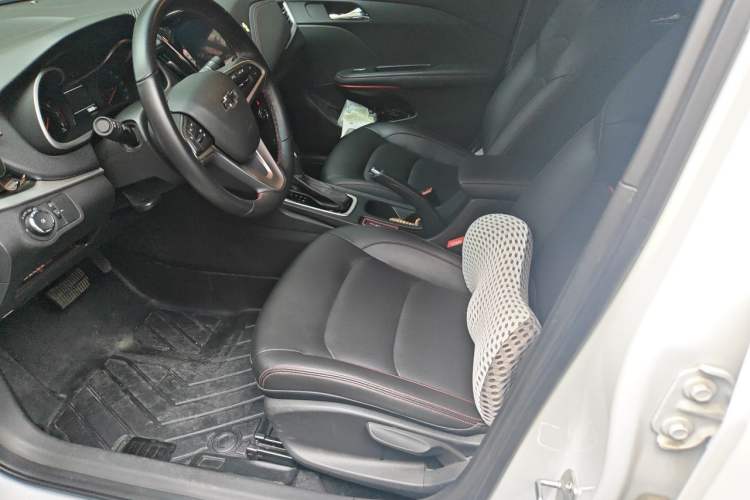 Used Chevrolet Monza 2019 RS 330T Automatic Comfort Edition China VI Standard Left Front Seat