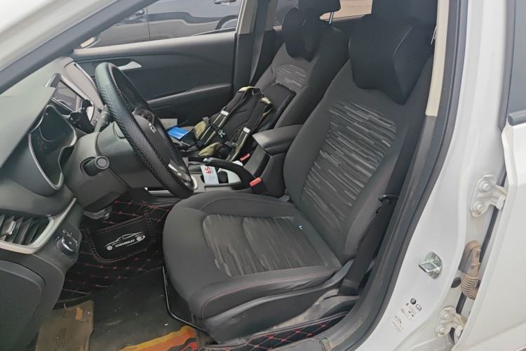Used Chevrolet Monza 2019 Redline 320T Dual-Clutch Joyful Edition China VI Standard Left Front Seat