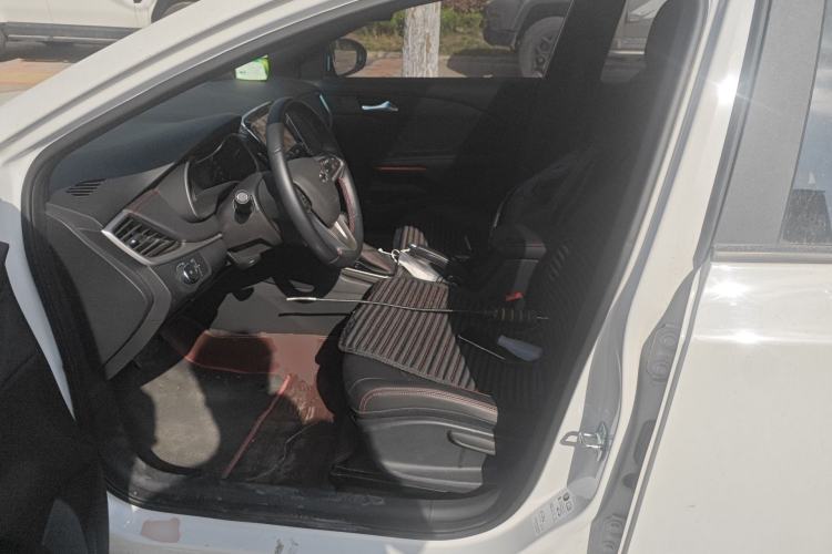 Used Chevrolet Monza 2019 RS 330T Automatic Comfort Edition China VI Standard Left Front Seat