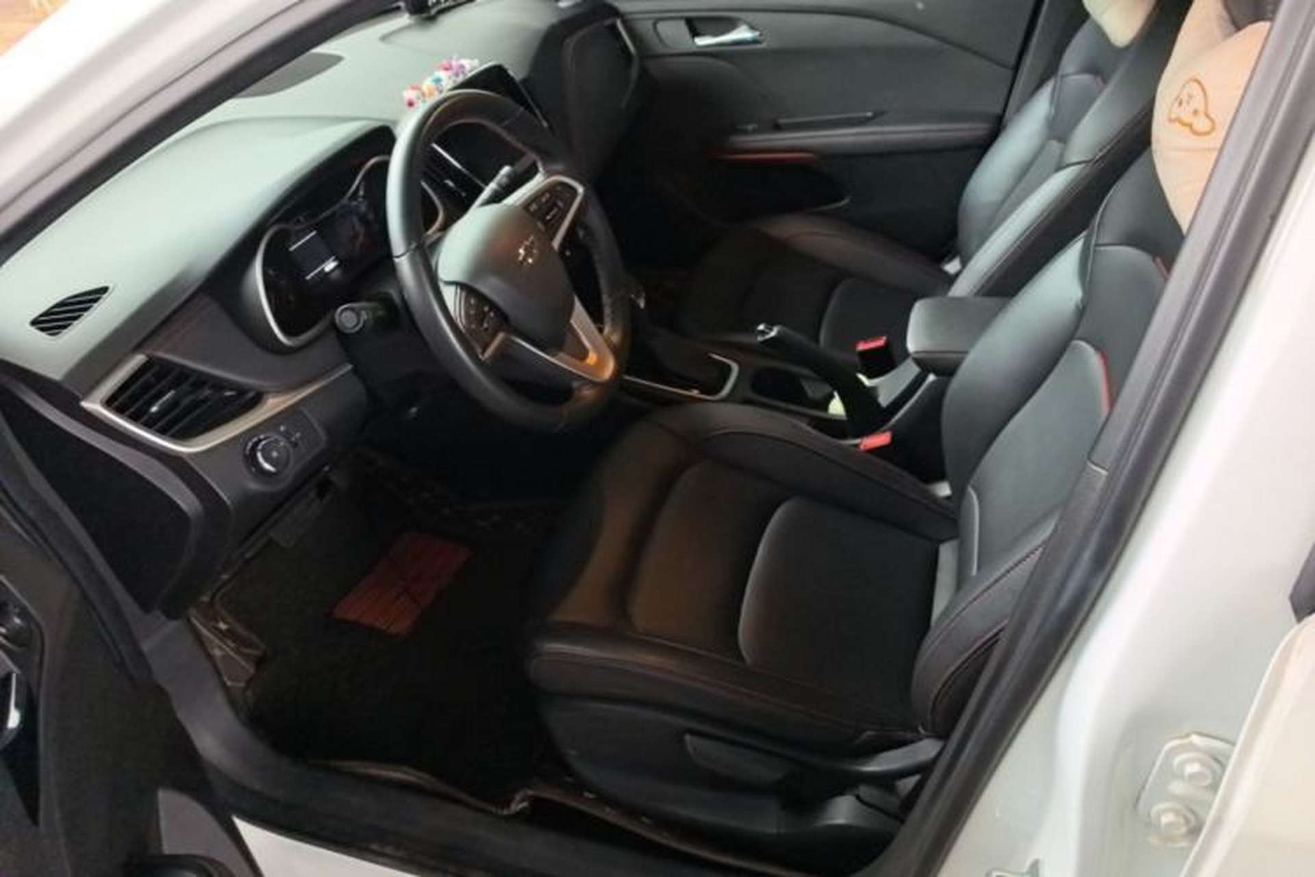 Used Chevrolet Monza 2019 RS 330T Automatic Comfort Edition China VI Standard Left Front Seat