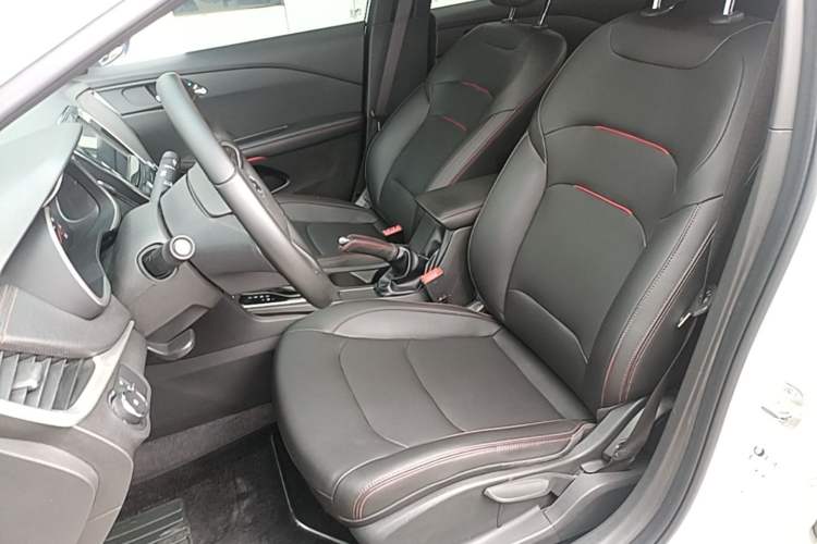 Used Chevrolet Monza 2019 RS 330T Automatic Comfort Edition China VI Standard Left Front Seat
