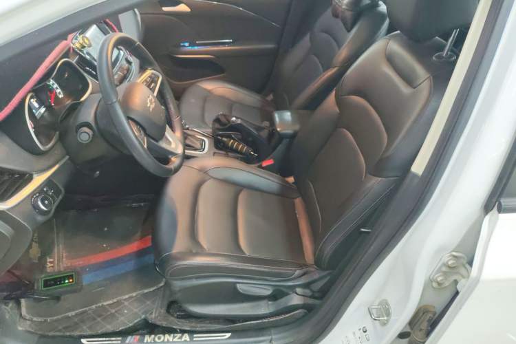 Used Chevrolet Monza 2019 Redline 320T Dual-Clutch Sporty Version China VI Standard Left Front Seat
