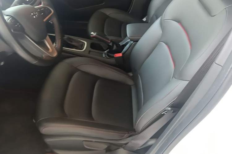 Used Chevrolet Monza 2019 RS 330T Automatic Comfort Edition China VI Standard Left Front Seat