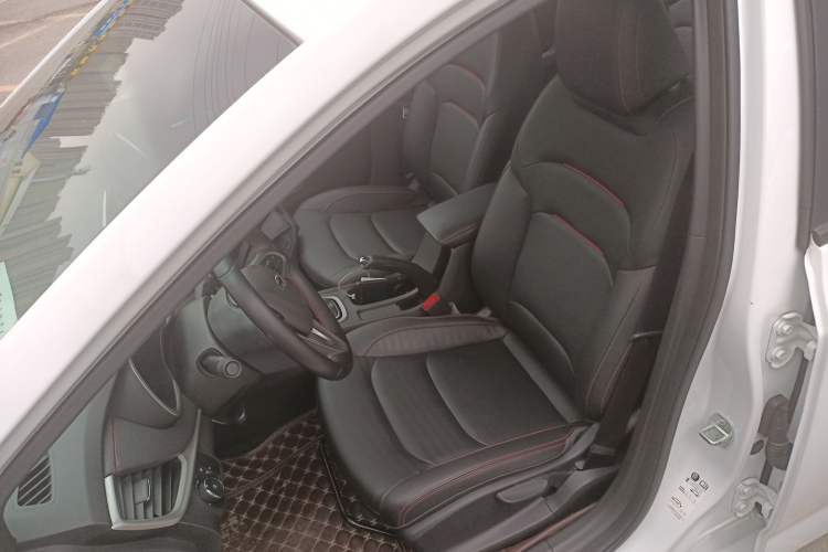 Used Chevrolet Monza 2019 RS 330T Automatic Comfort Edition China VI Standard Left Front Seat