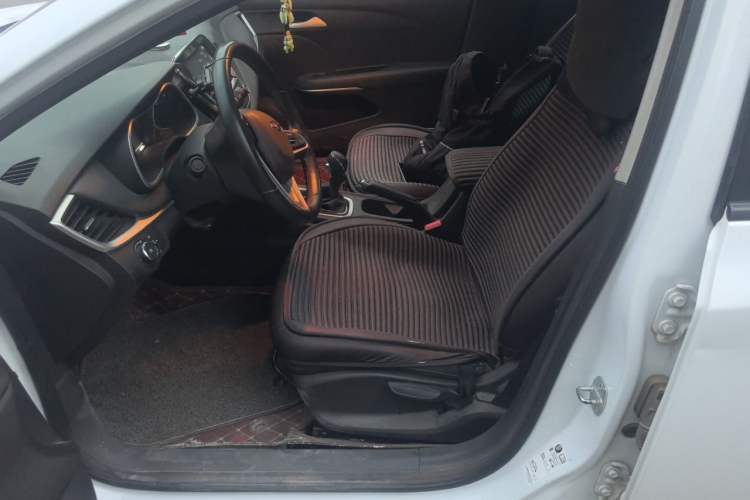 Used Chevrolet Monza 2019 Redline 320T Dual-Clutch Sporty Version China VI Standard Left Front Seat