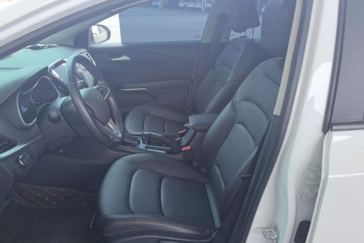 Used Chevrolet Monza 2019 Redline 320T Dual-Clutch Sporty Version China VI Standard Left Front Seat
