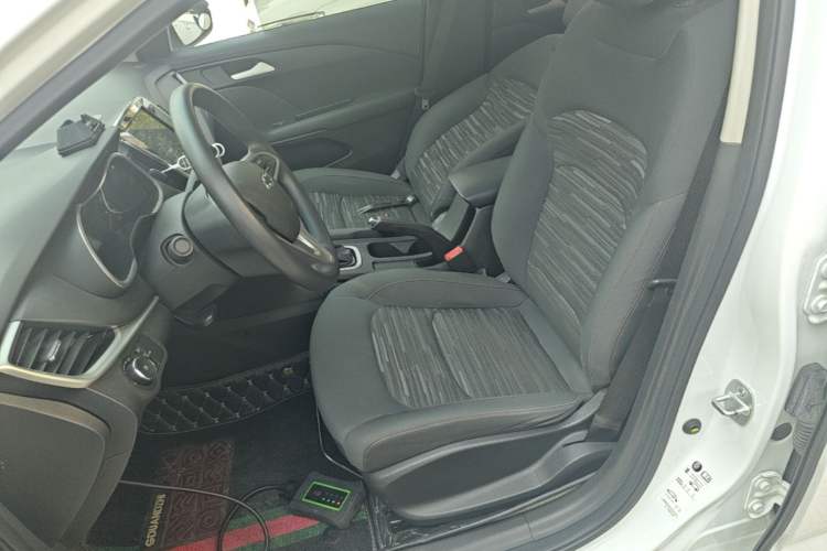 Used Chevrolet Monza 2019 Redline 320T Dual-Clutch Joyful Edition China VI Standard Left Front Seat