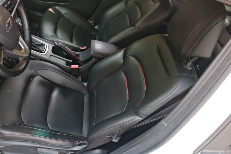 Used Chevrolet Monza 2019 RS 330T Automatic Comfort Edition China VI Standard Left Front Seat