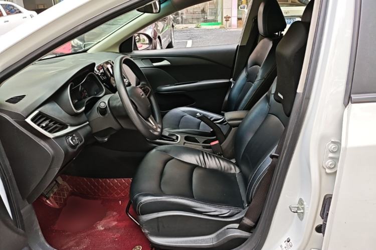Used Chevrolet Monza 2019 Redline 320T Dual-Clutch Joyful Edition China VI Standard Left Front Seat