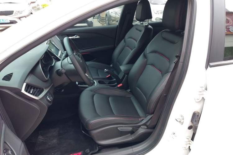 Used Chevrolet Monza 2019 RS 330T Automatic Comfort Edition China VI Standard Left Front Seat