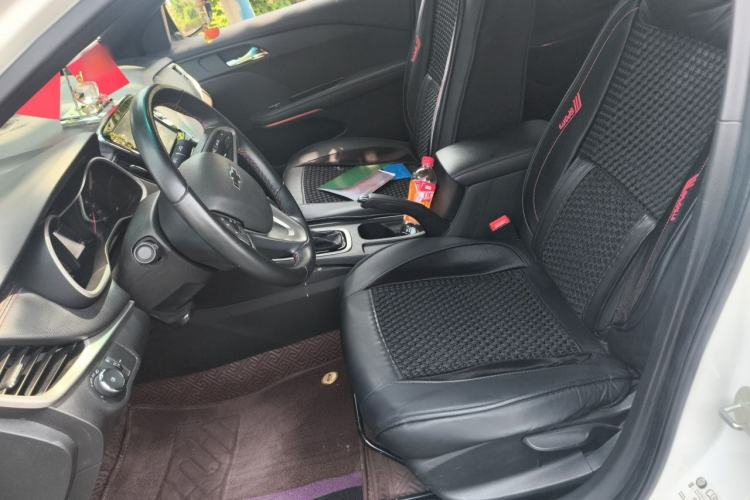 Used Chevrolet Monza 2019 RS 330T Automatic Comfort Edition China VI Standard Left Front Seat
