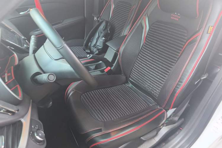 Used Chevrolet Monza 2019 RS 330T Automatic Comfort Edition China VI Standard Left Front Seat