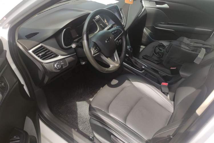 Used Chevrolet Monza 2019 Redline 320T Dual-Clutch Sporty Version China VI Standard Left Front Seat