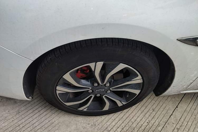 Used Chevrolet Monza 2019 RS 330T Automatic Comfort Edition China VI Standard Left Front Wheel Hub