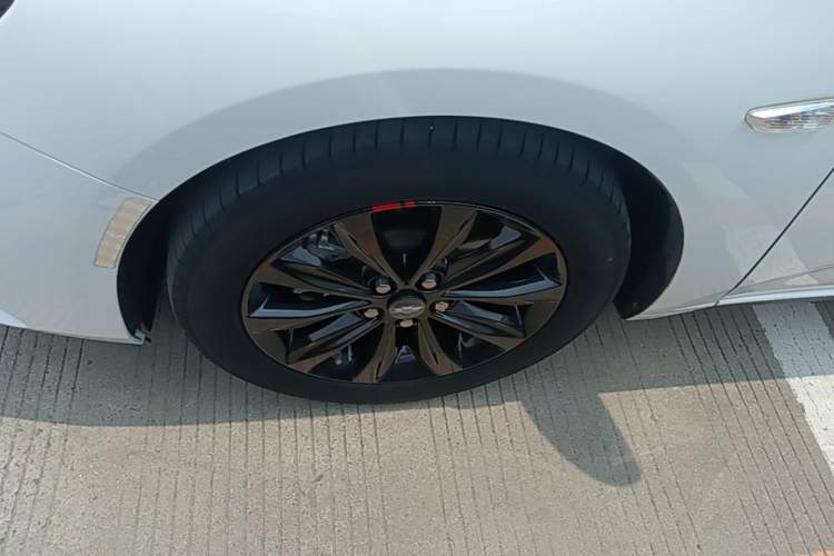 Used Chevrolet Monza 2019 Redline 320T Dual-Clutch Joyful Edition China VI Standard Left Front Wheel Hub